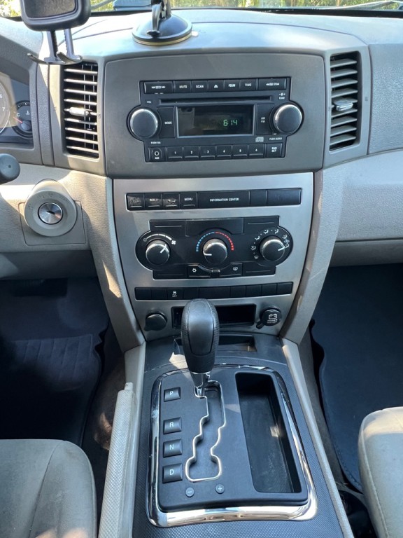 2006 Jeep Grand Cherokee Image 18