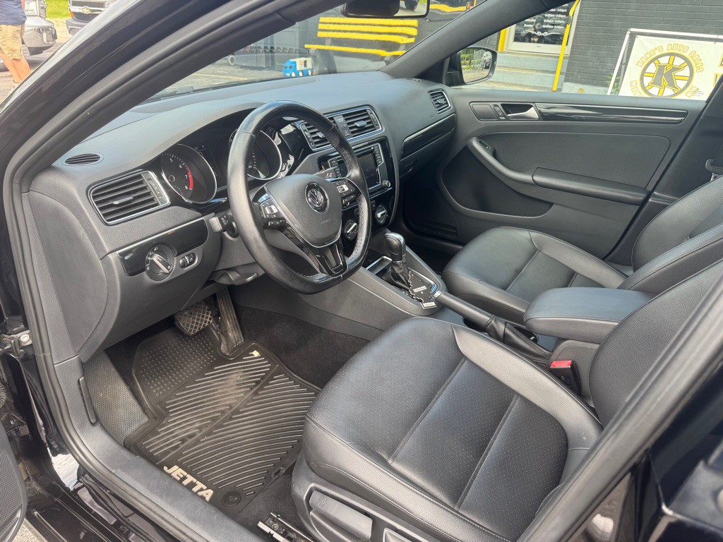 2018 Volkswagen Jetta Image 11
