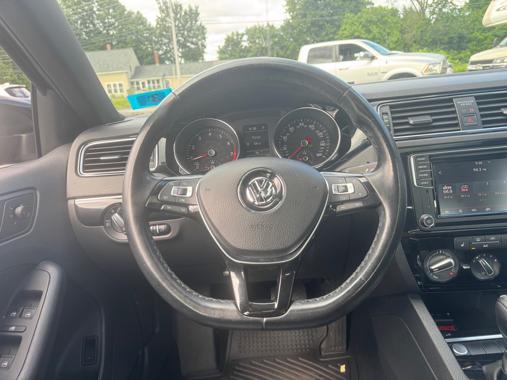 2018 Volkswagen Jetta Image 14