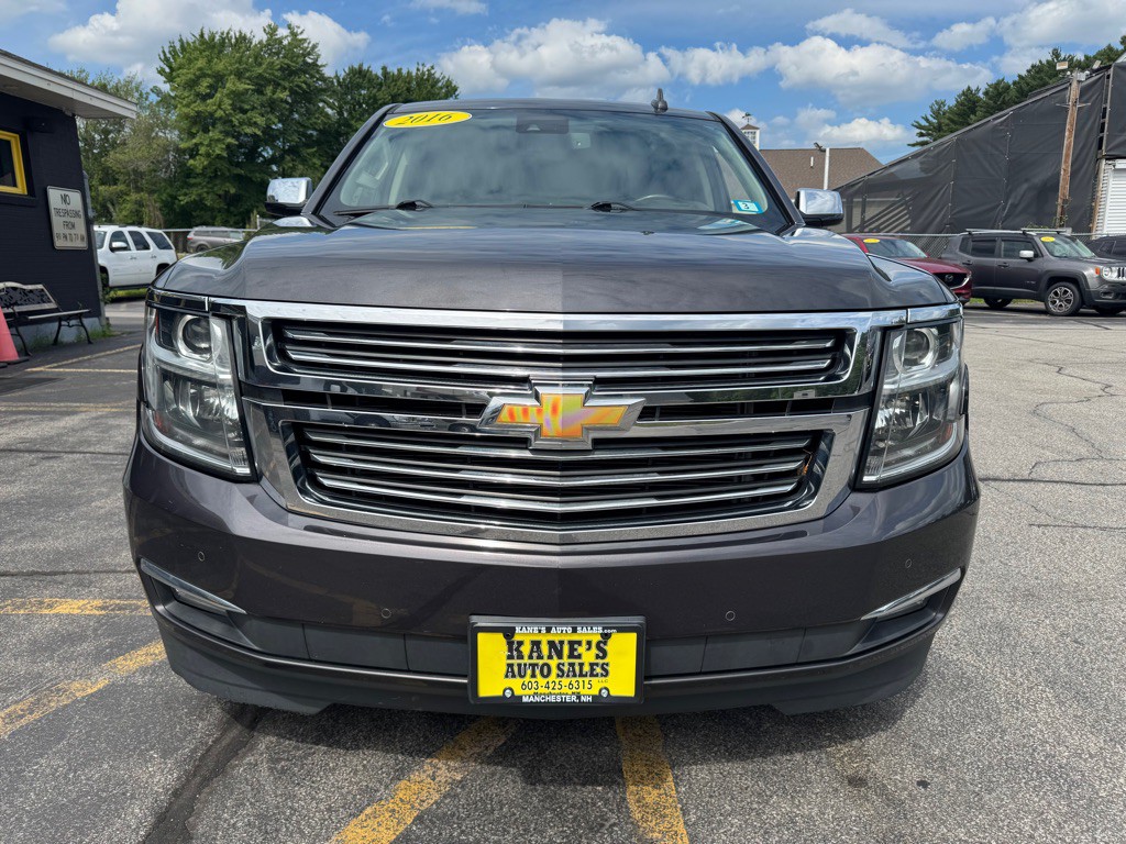 2016 Chevrolet Suburban Image 3