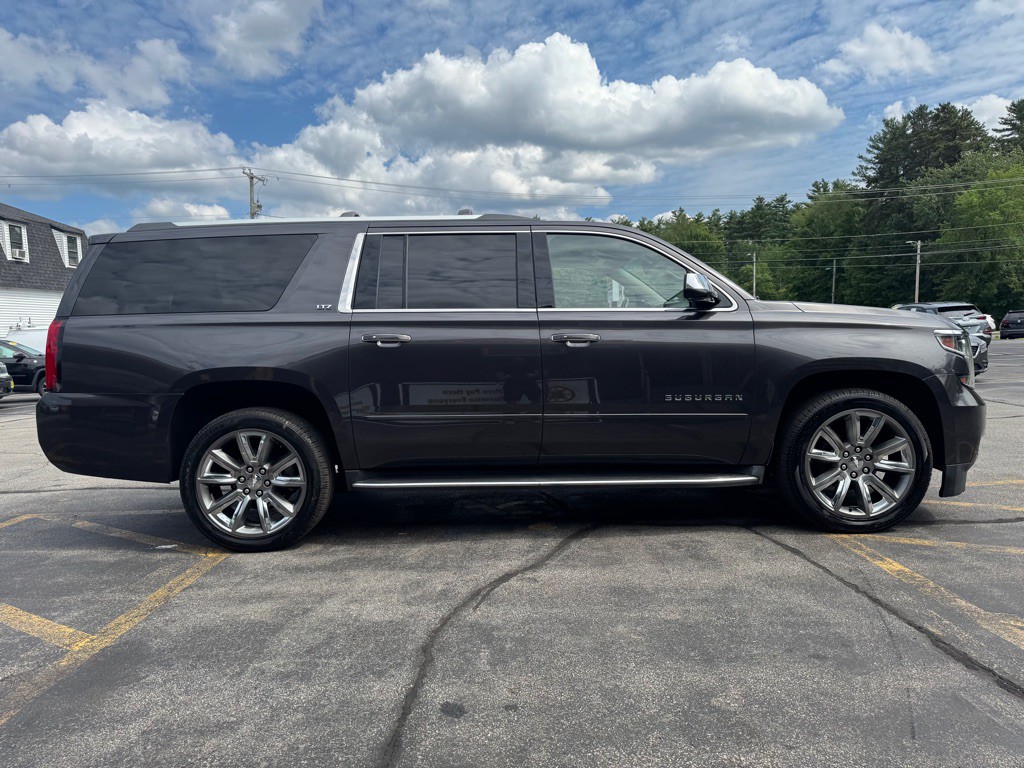 2016 Chevrolet Suburban Image 5