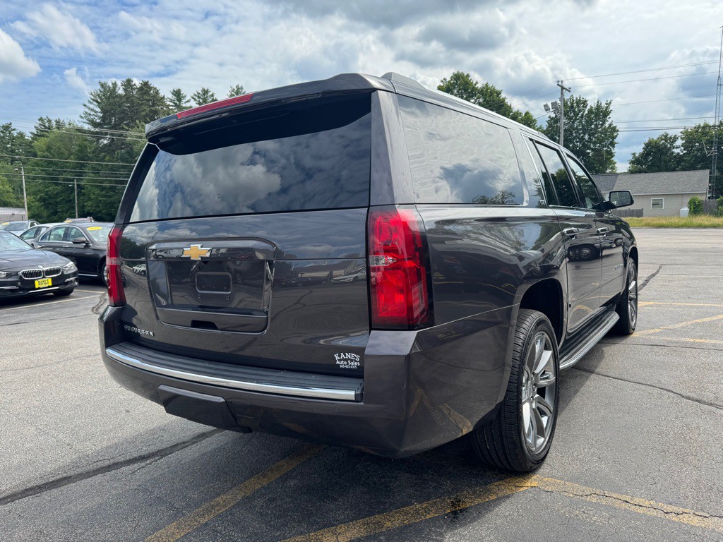 2016 Chevrolet Suburban Image 6