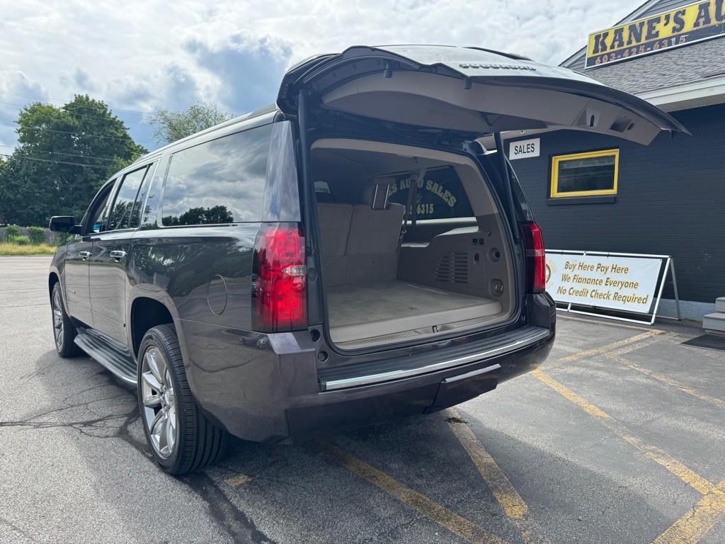 2016 Chevrolet Suburban Image 11