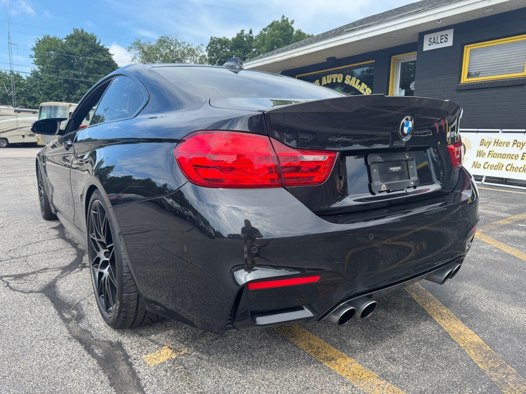 2015 BMW M4 Image 8