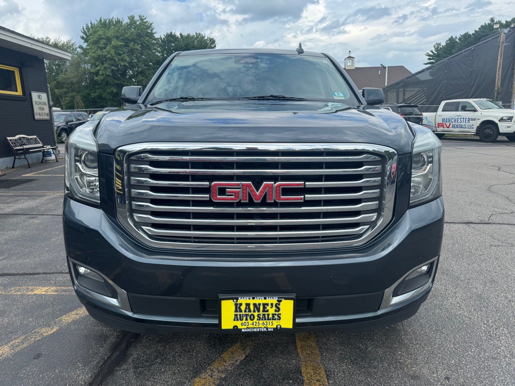 2020 GMC Yukon Image 3