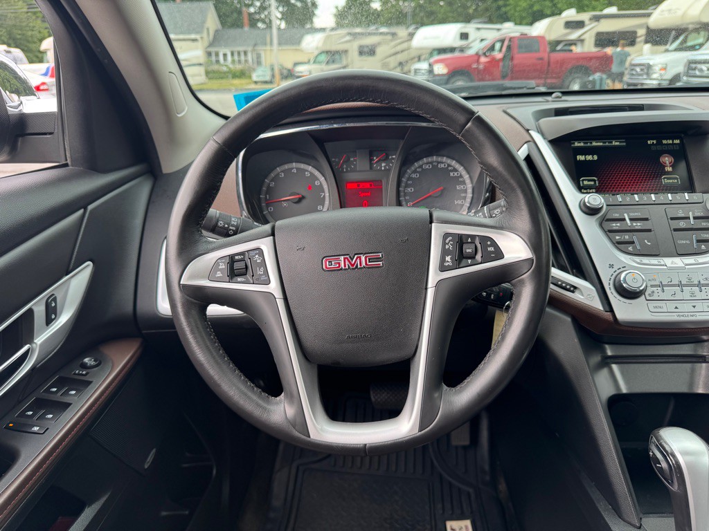 2015 GMC Terrain Image 16