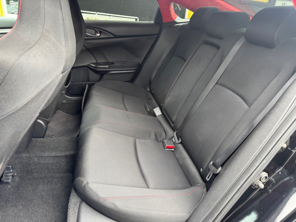 2018 Honda Civic Image 18