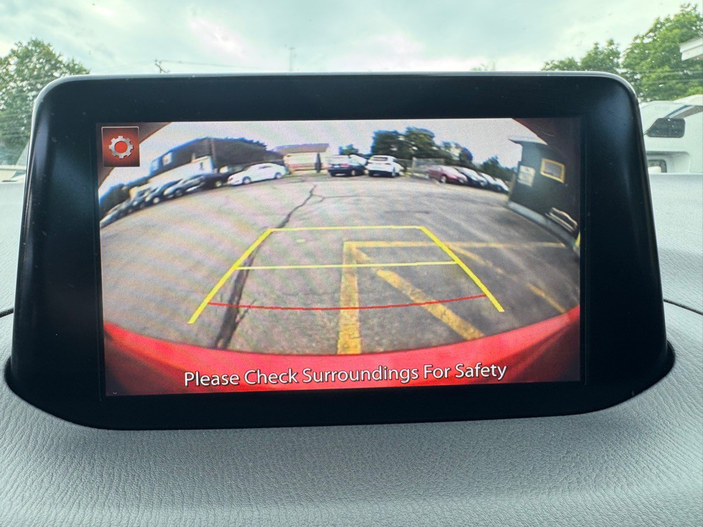 2017 Mazda Mazda3 Image 18