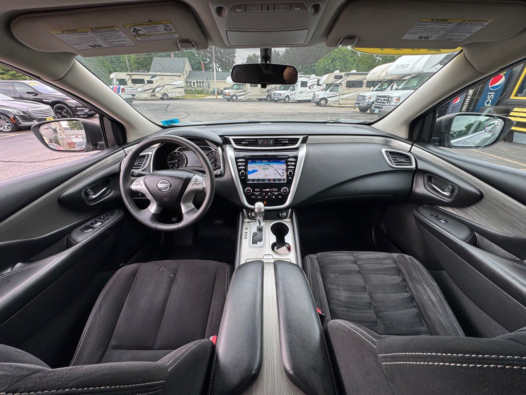2017 Nissan Murano Image 14