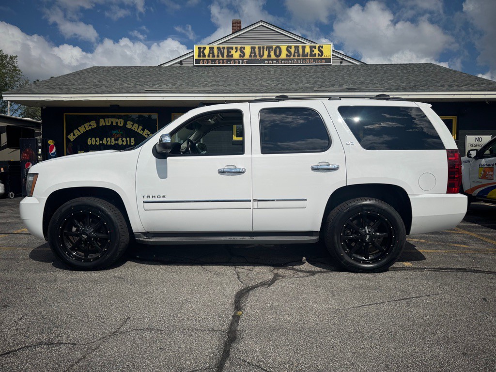 2012 Chevrolet Tahoe Image 1