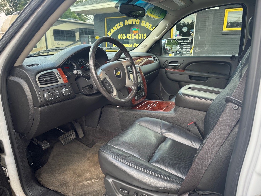 2012 Chevrolet Tahoe Image 12