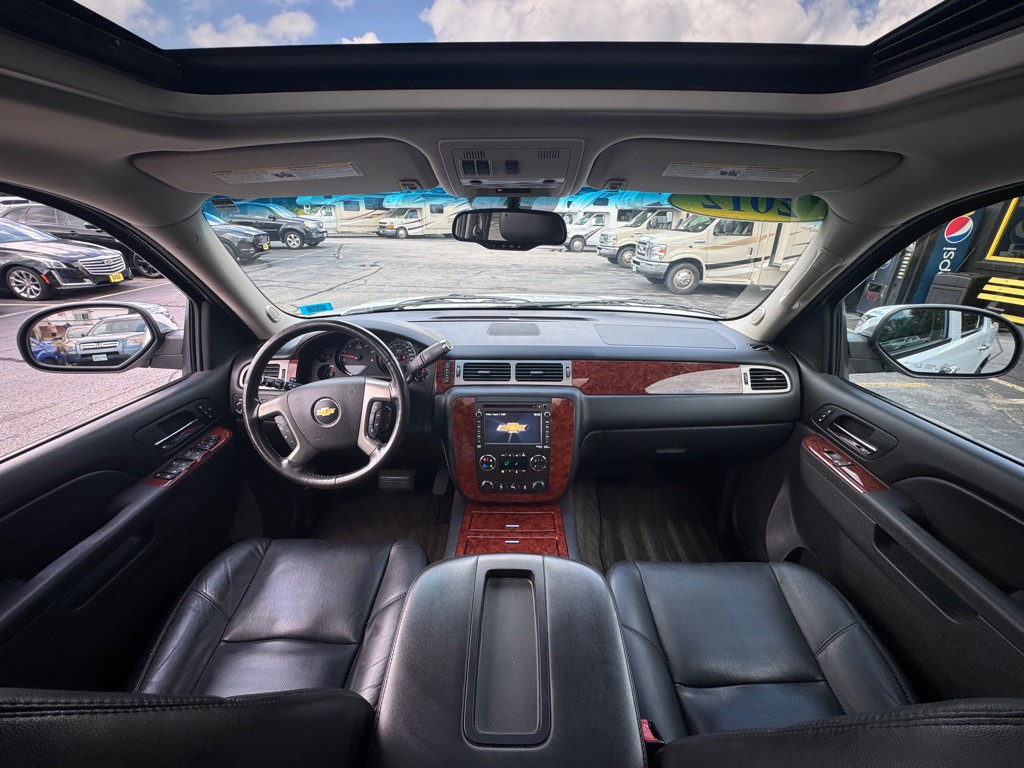 2012 Chevrolet Tahoe Image 13