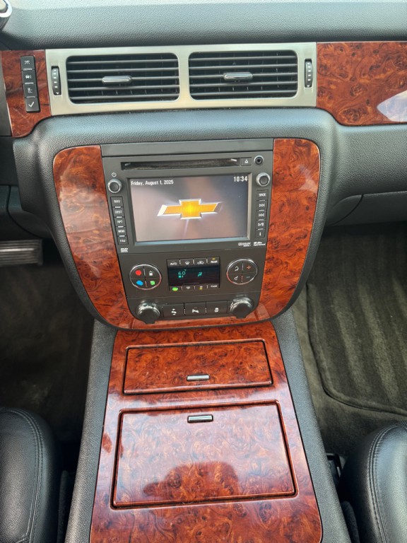2012 Chevrolet Tahoe Image 16