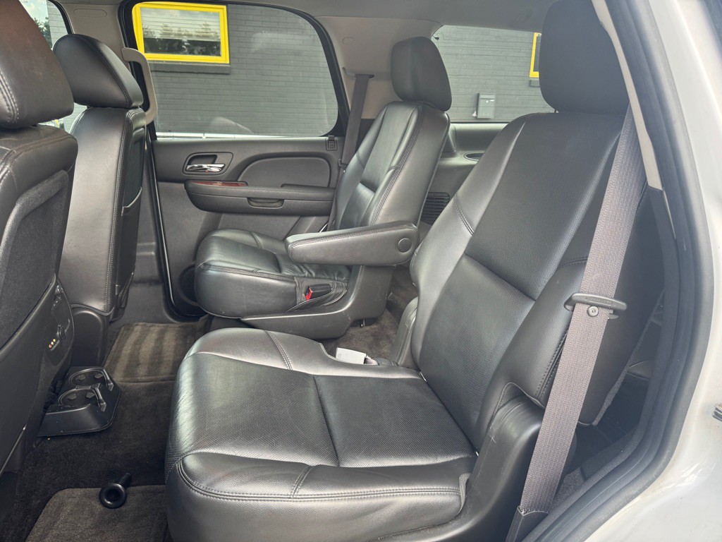 2012 Chevrolet Tahoe Image 19