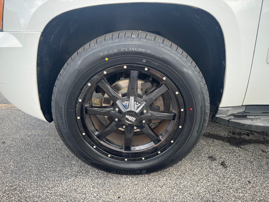 2012 Chevrolet Tahoe Image 23