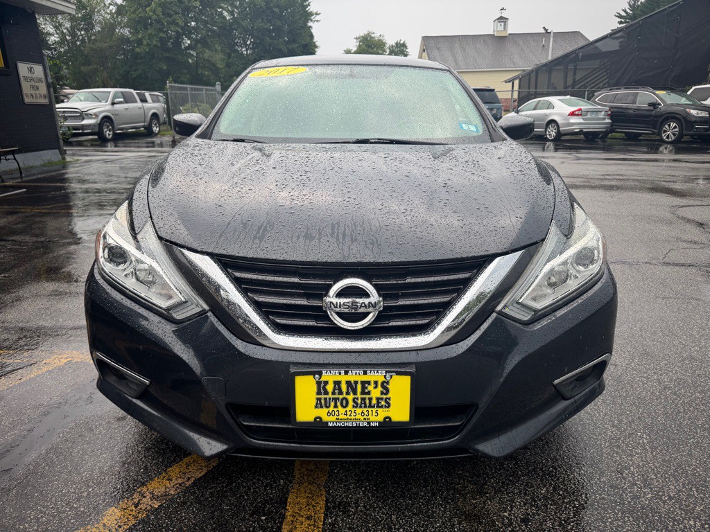 2017 Nissan Altima Image 3