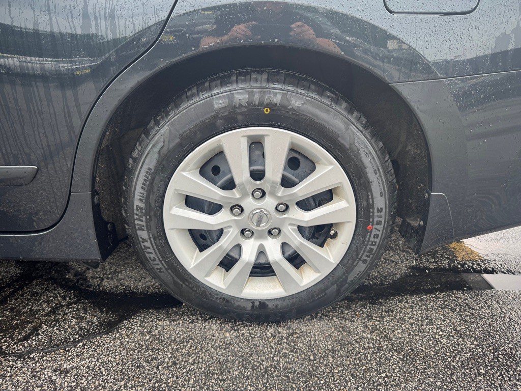 2017 Nissan Altima Image 19
