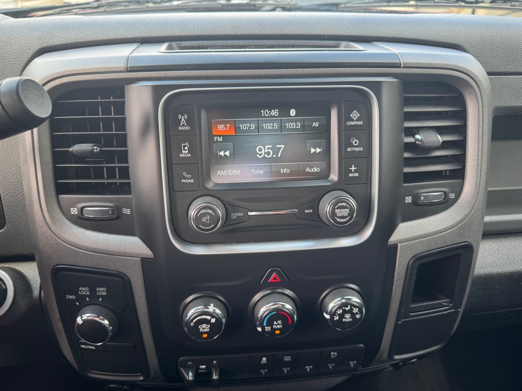 2015 RAM 2500 Image 15