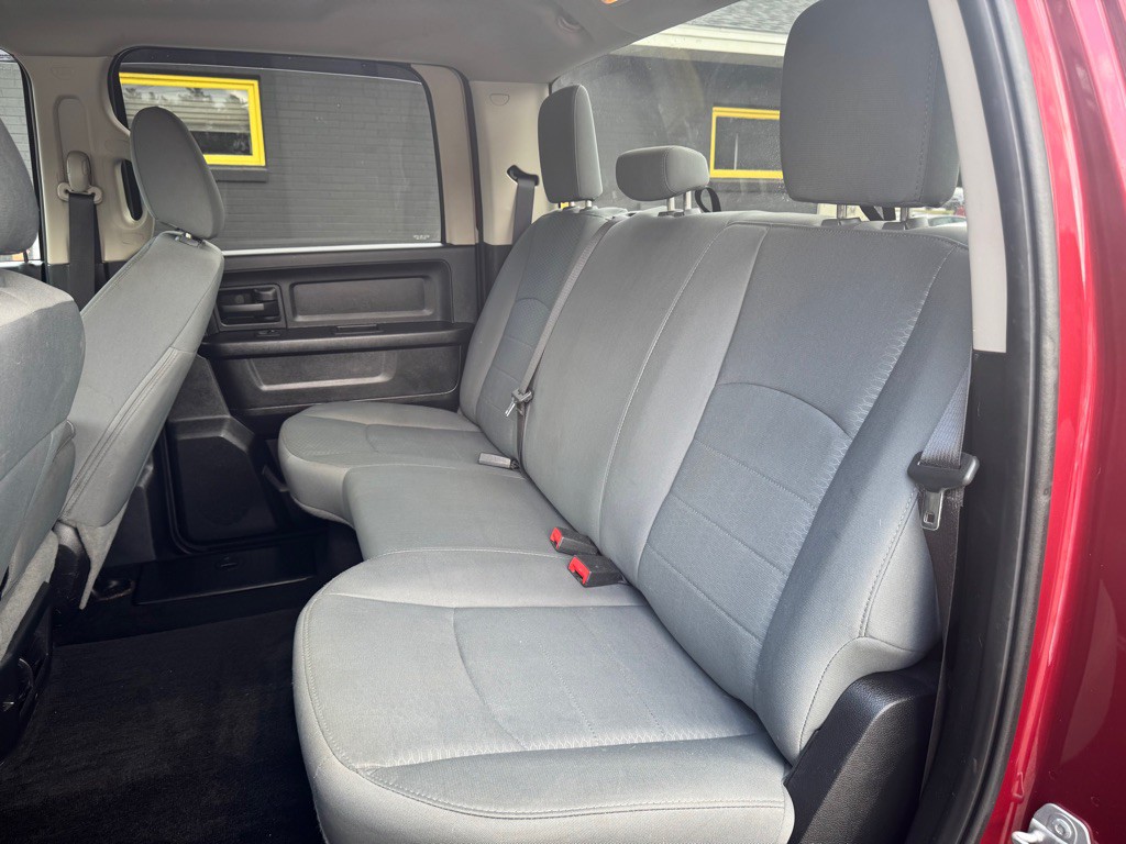 2015 RAM 2500 Image 18