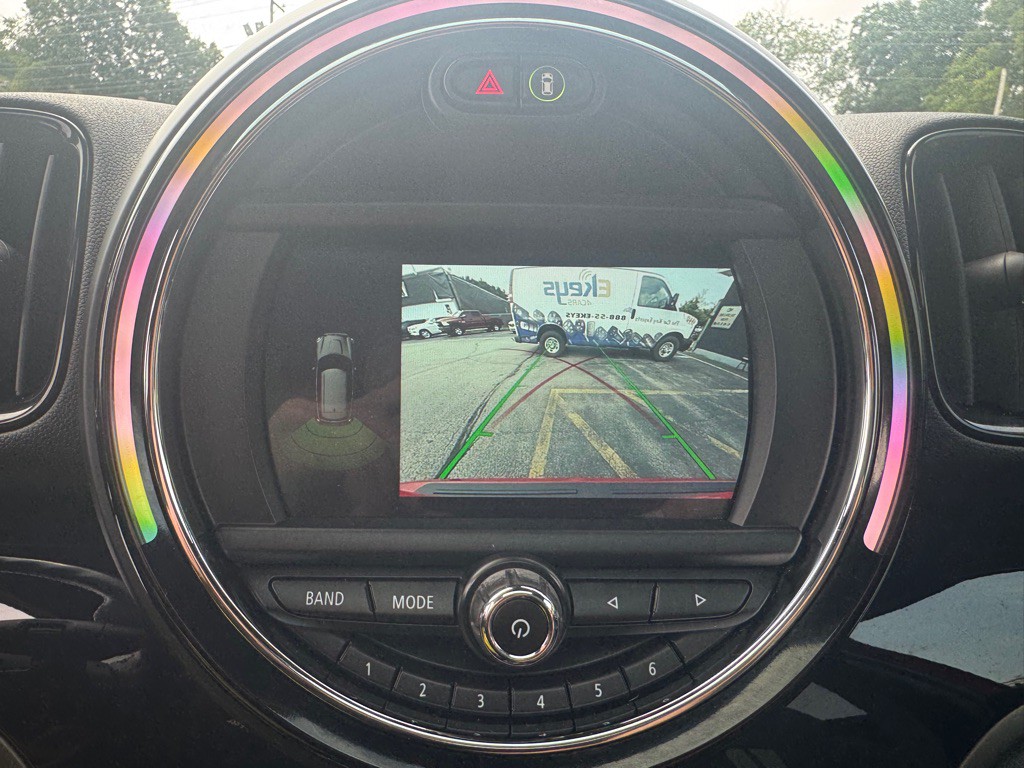 2019 MINI Cooper Image 19