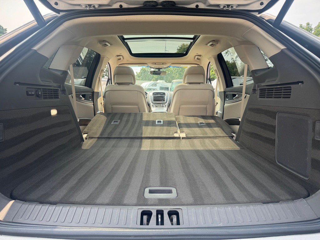 2019 Lincoln Nautilus Image 10