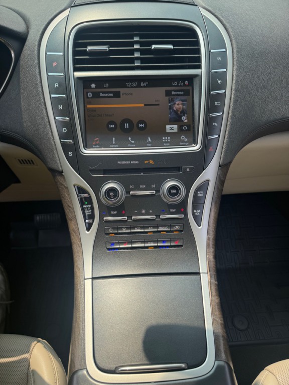 2019 Lincoln Nautilus Image 19