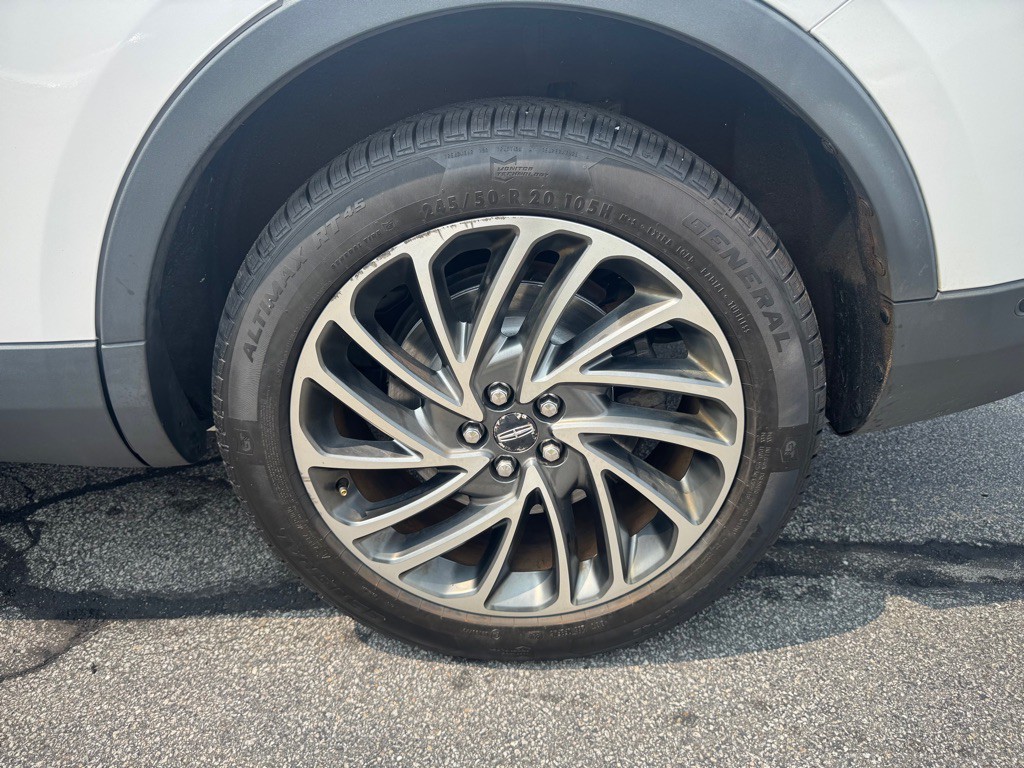 2019 Lincoln Nautilus Image 25