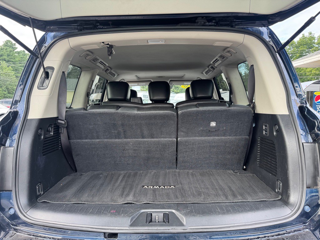 2020 Nissan Armada Image 8