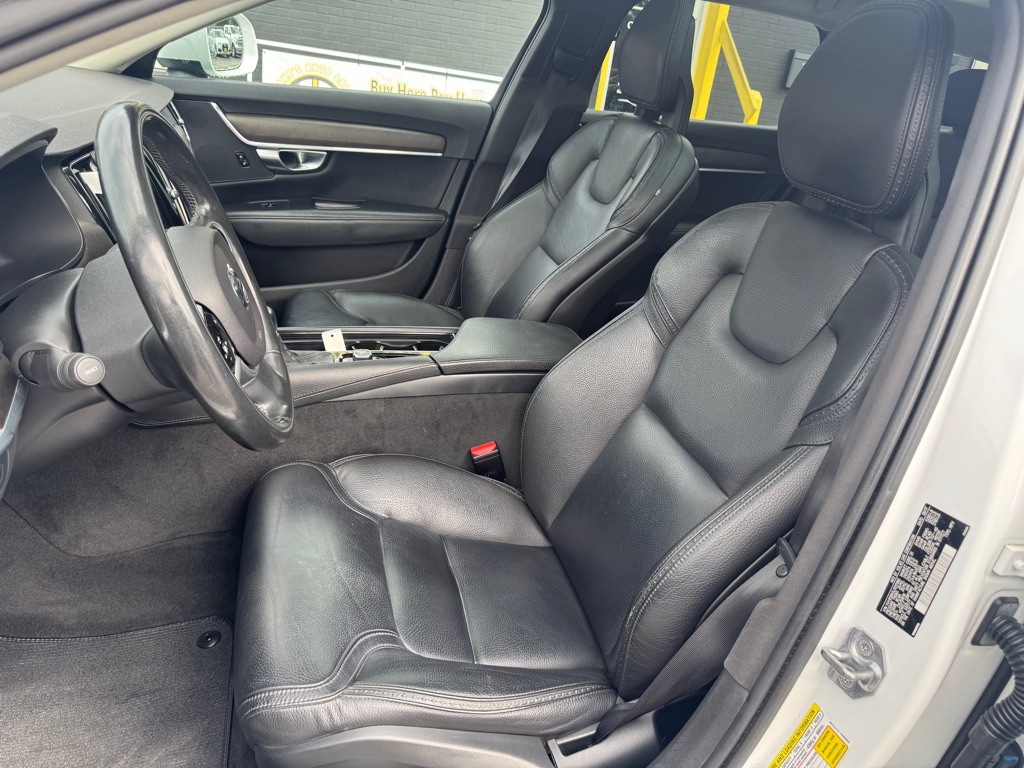 2018 Volvo V90 CROSS COUNTRY Image 12