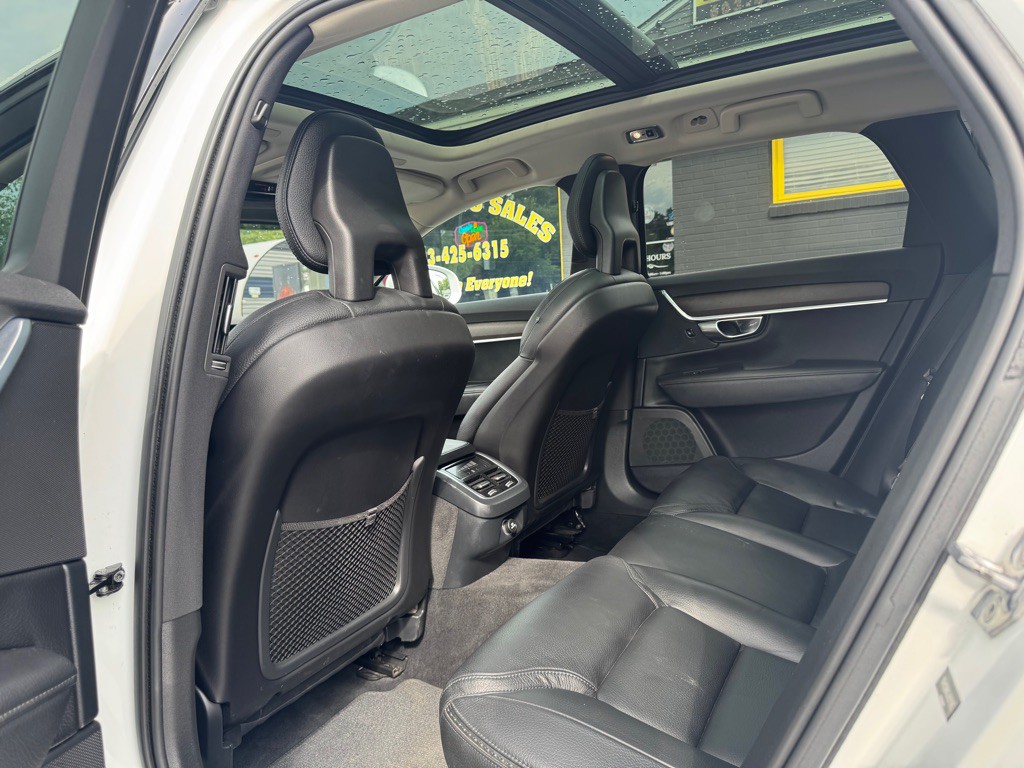 2018 Volvo V90 CROSS COUNTRY Image 23