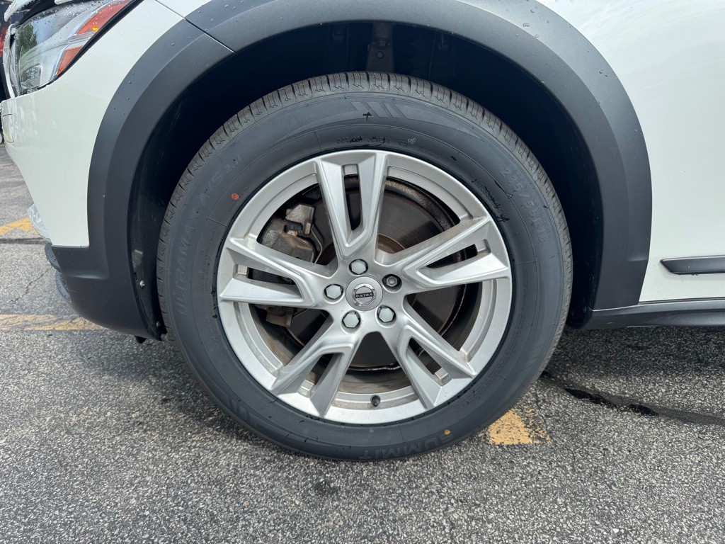 2018 Volvo V90 CROSS COUNTRY Image 25