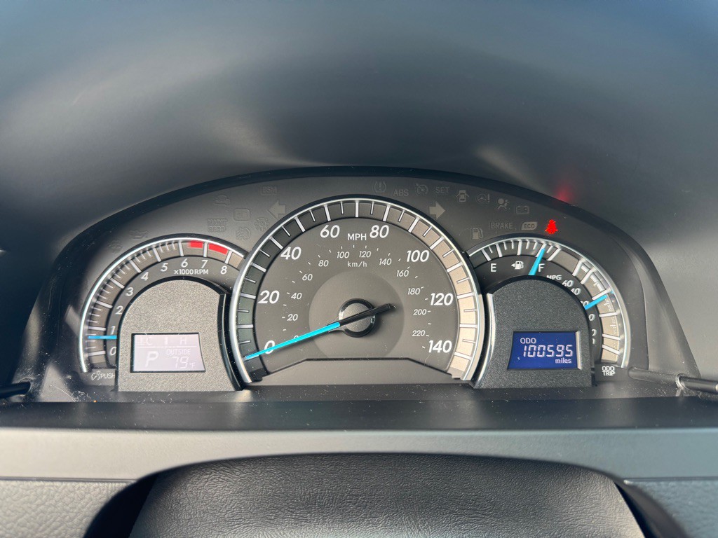 2013 Toyota Camry Image 15