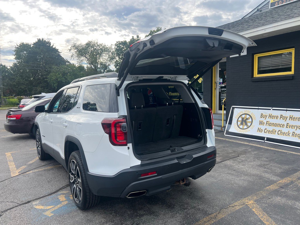 2021 GMC Acadia Image 9