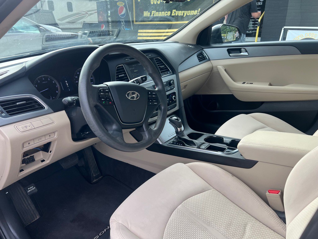 2016 Hyundai Sonata Image 10