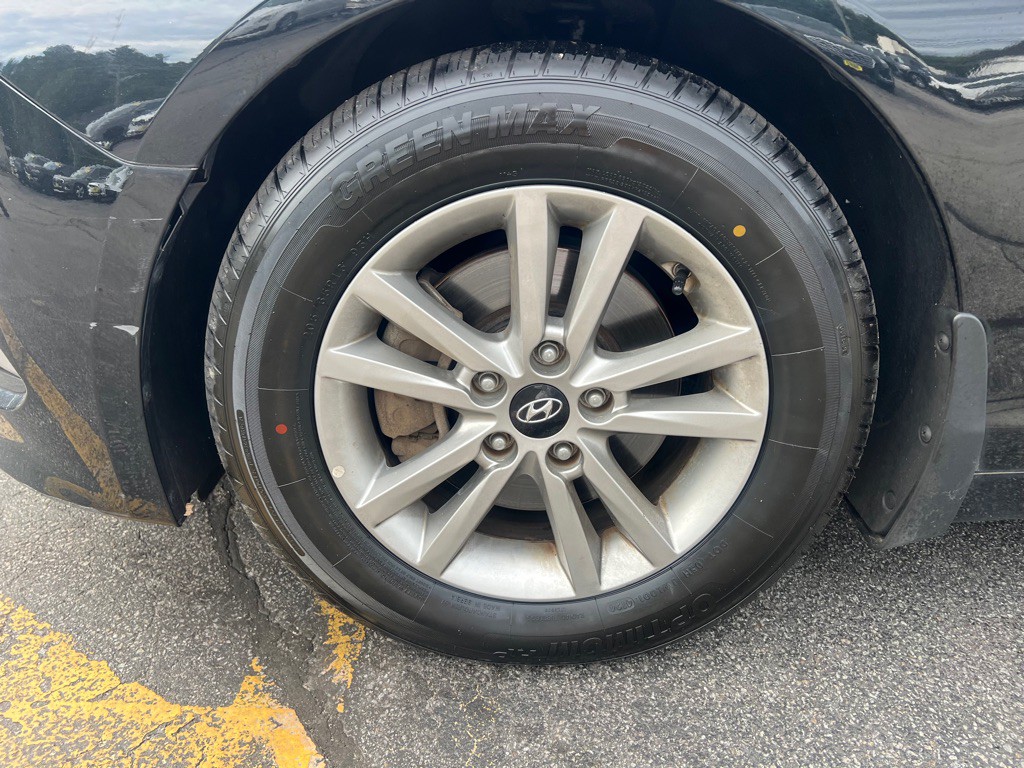 2016 Hyundai Sonata Image 18