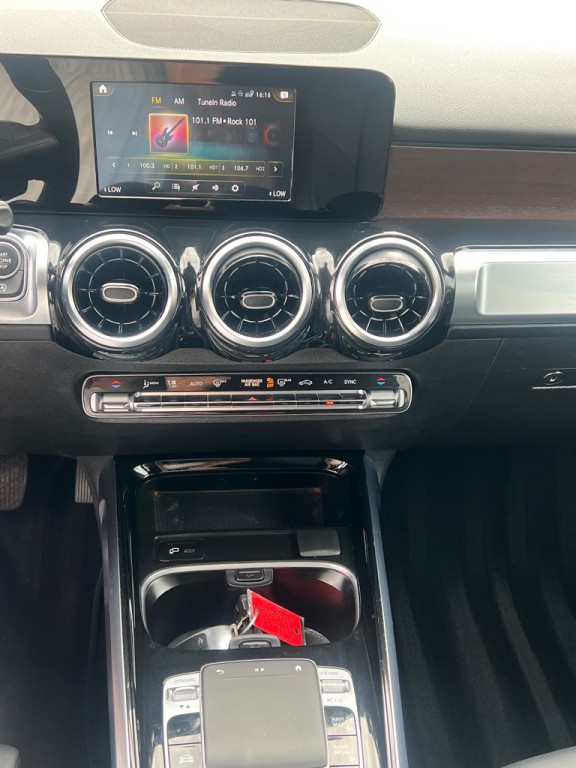2020 Mercedes-Benz GLB Image 17