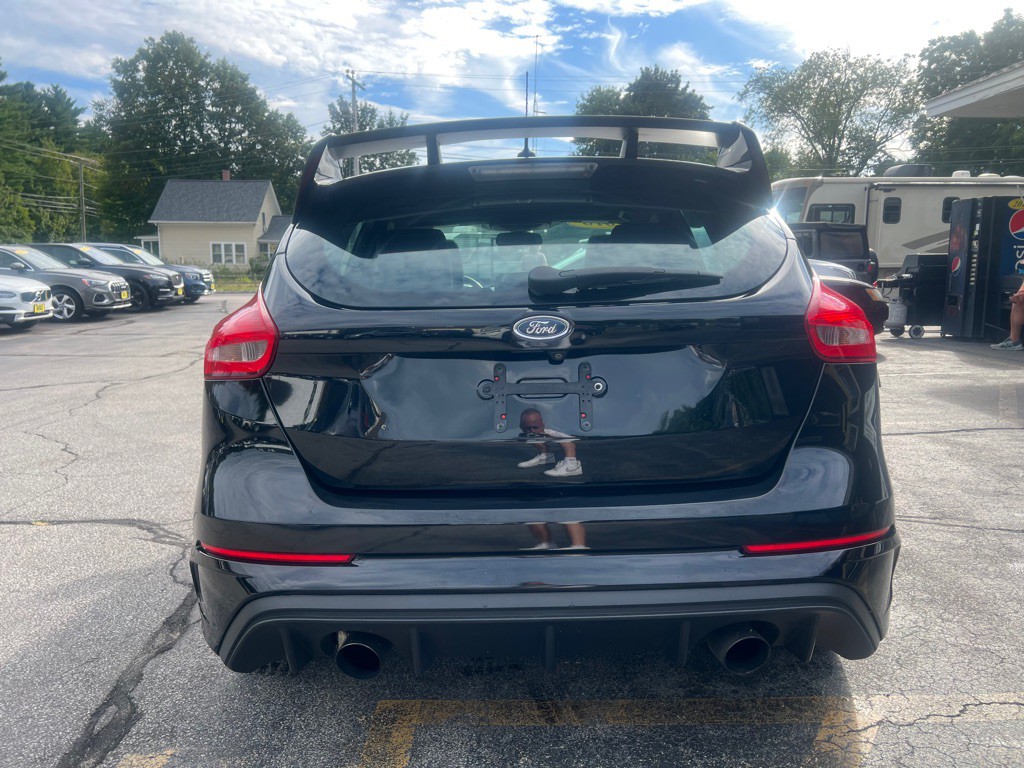 2016 Ford Focus Image 7