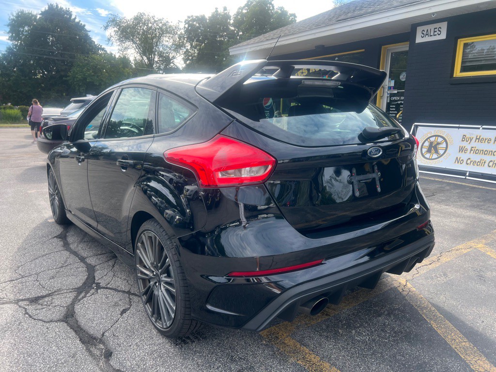 2016 Ford Focus Image 8