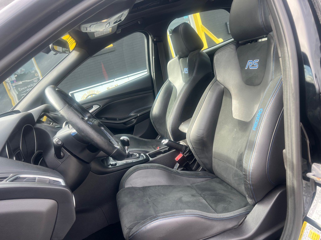 2016 Ford Focus Image 11