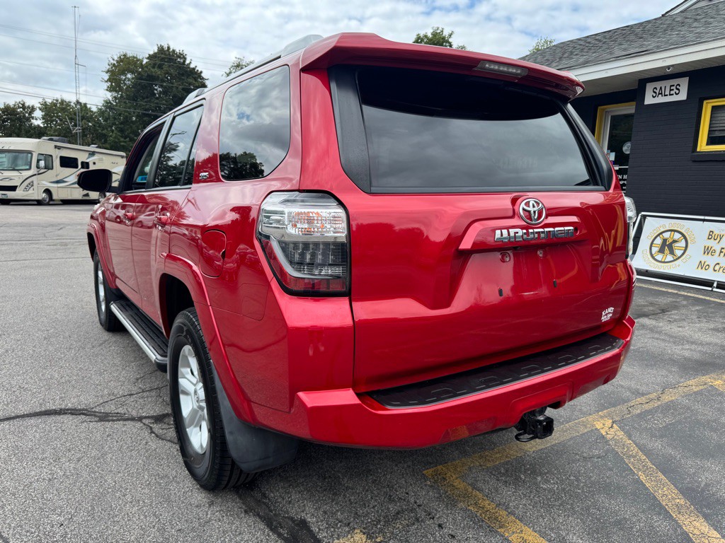 2018 Toyota 4Runner Image 8