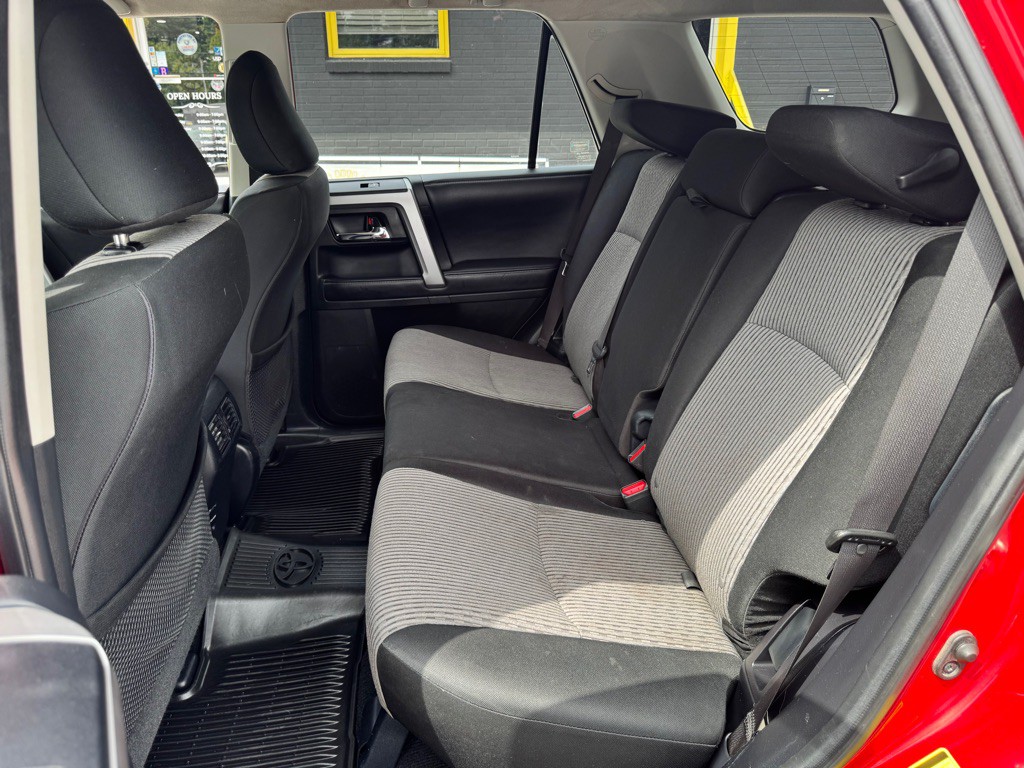2018 Toyota 4Runner Image 21
