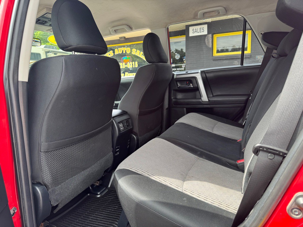 2018 Toyota 4Runner Image 22