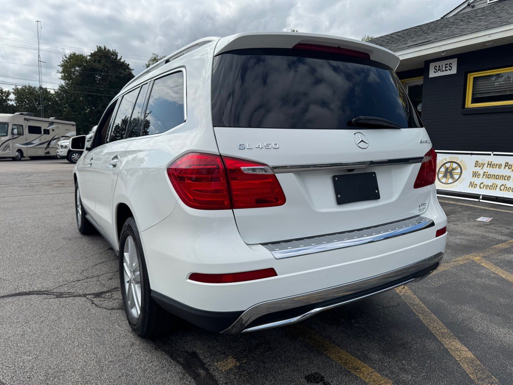 2016 Mercedes-Benz GL-Class Image 8
