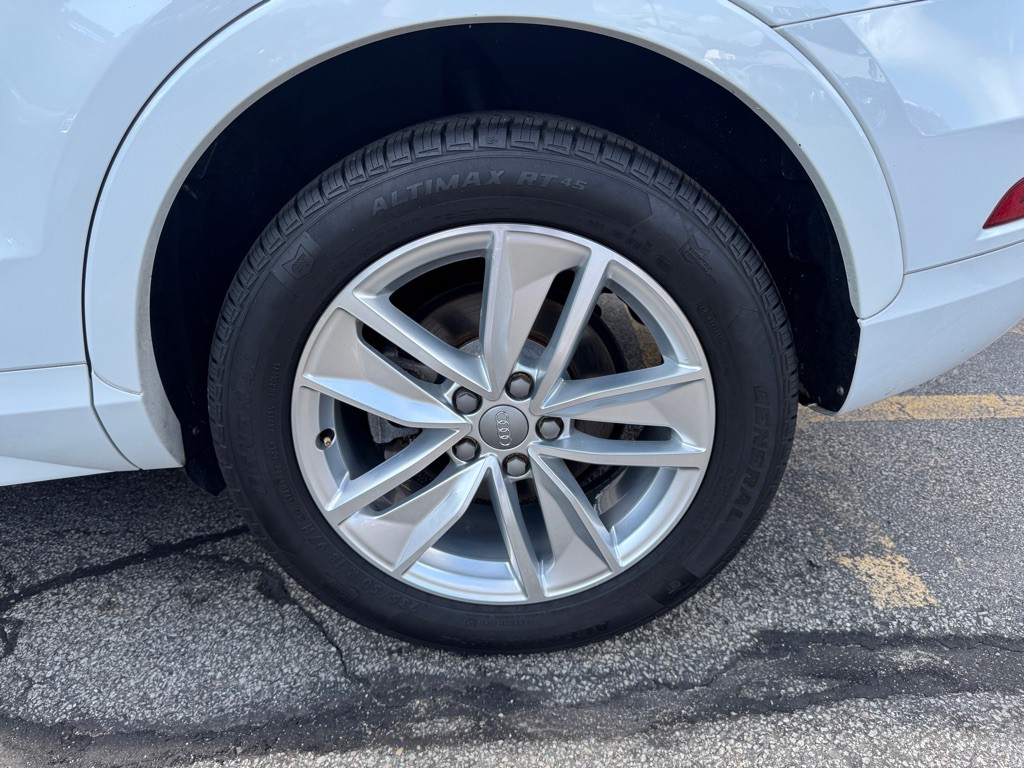 2018 Audi Q3 Image 24