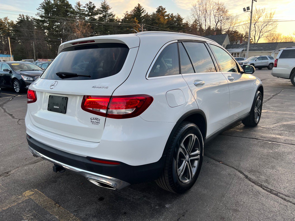 2017 Mercedes-Benz GLC-Class Image 6