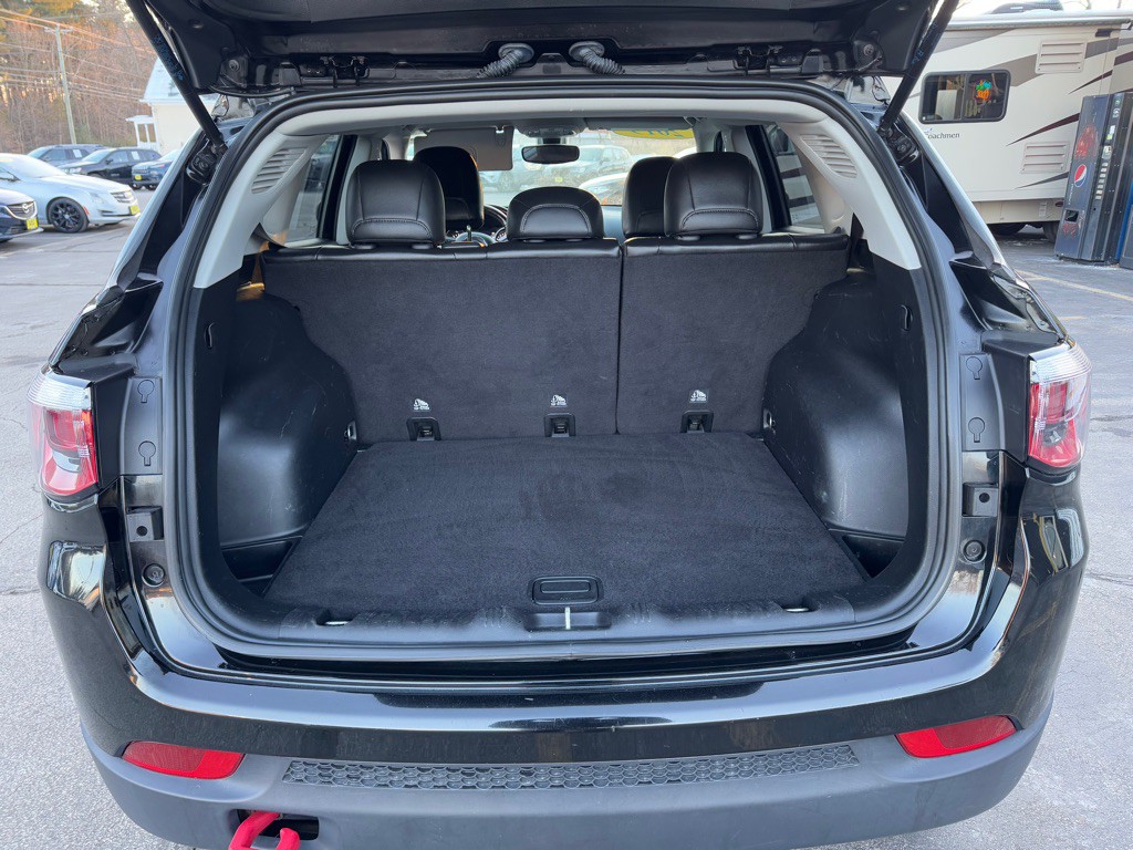 2019 Jeep Compass Image 9