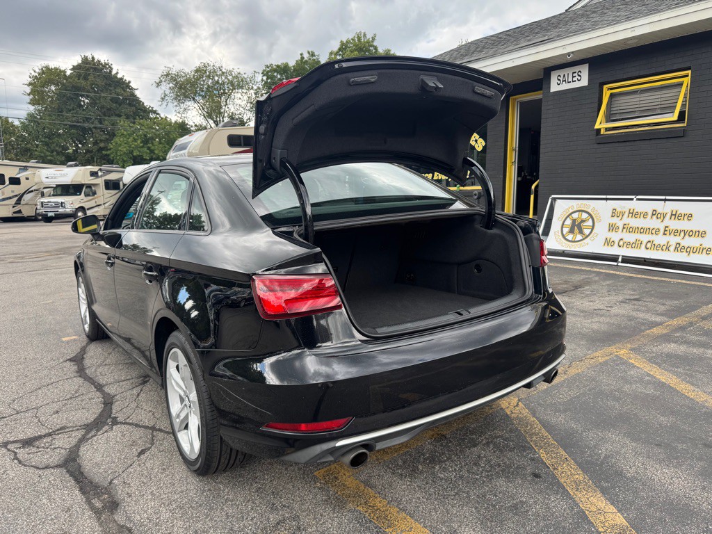 2018 Audi A3 Image 10