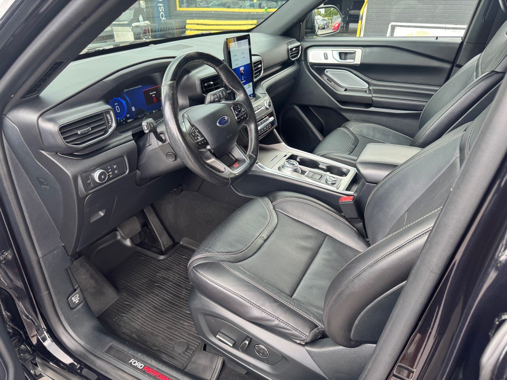 2020 Ford Explorer Image 13