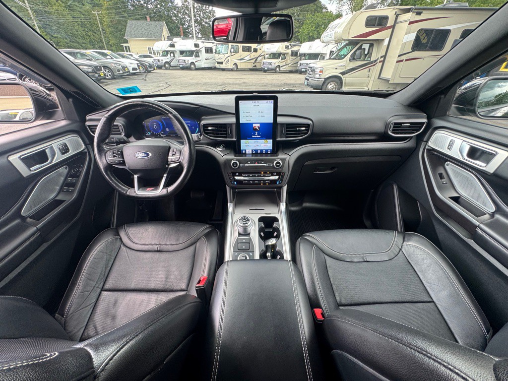2020 Ford Explorer Image 14