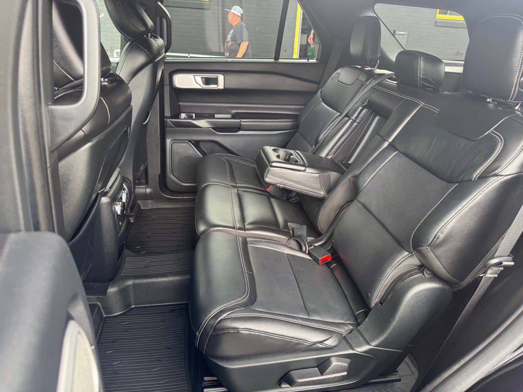2020 Ford Explorer Image 22